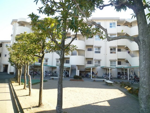 藤和シティコープ東寺尾のその他|敷地内公園