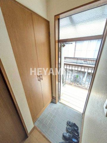 岩永アパートの玄関
