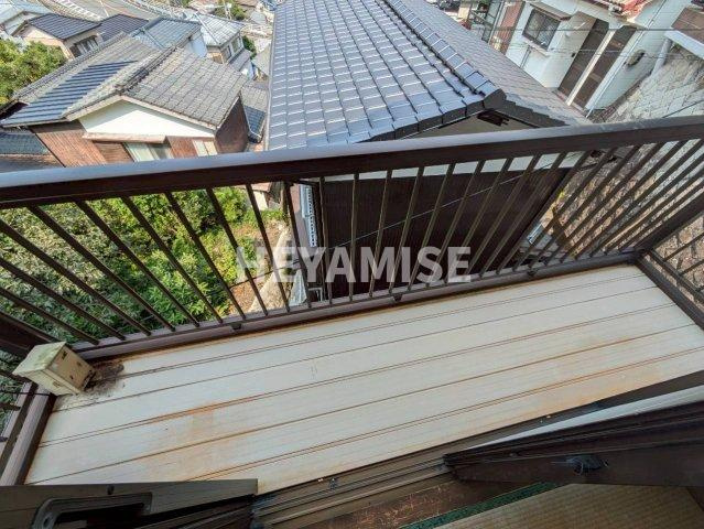 岩永アパートのバルコニー
