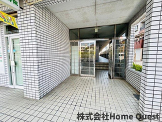 【エントランス】 | ドゥエル志紀