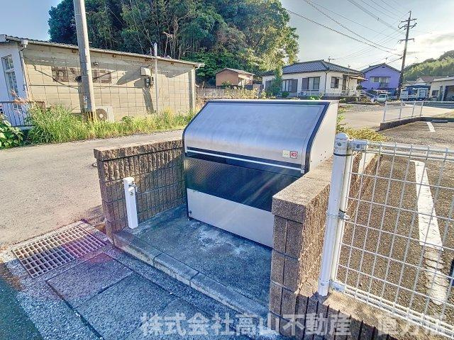 サン・クローバー小竹弐番館のその他共用部分