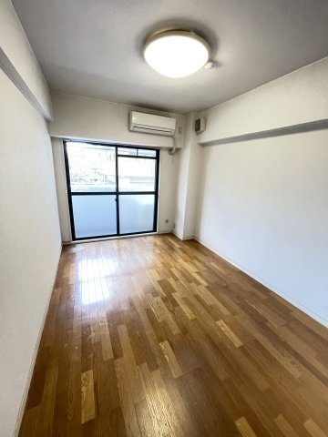 神戸市中央区熊内町４丁目の賃貸マンションの寝室