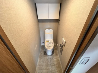 【トイレ】 | 日神パレステージ戸田 | シャワートイレ付温水暖房便座です。冬でも暖かくて安心です。