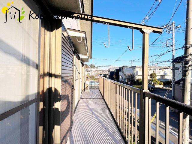 伊奈町寿3丁目　中古一戸建てのバルコニー|バルコニーがあります