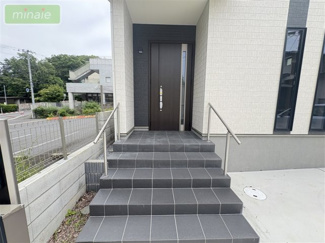 【玄関】 | 当日見学可　SIC　ファミリークローク　丸山3　全2棟 A号棟 | 同仕様タイプ