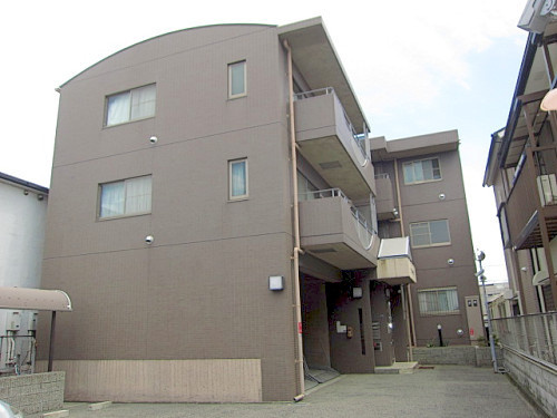 サニーコート鷹取の外観