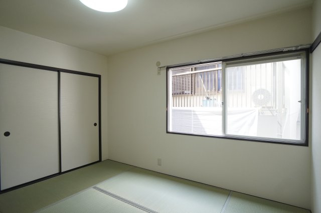 司ハイツの和室