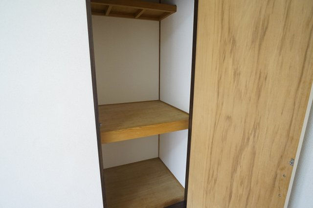 司ハイツの収納