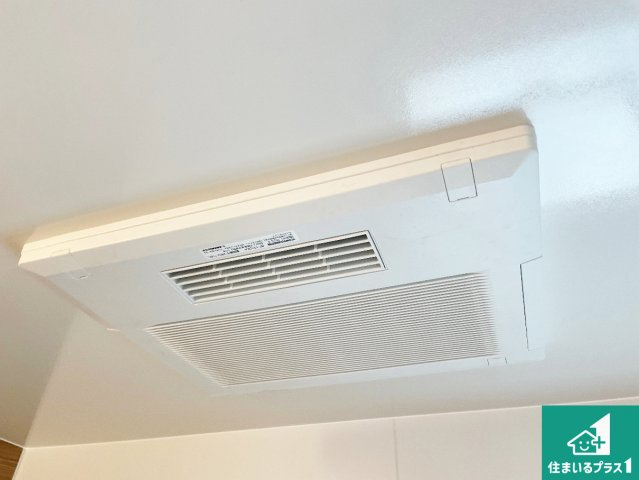 神戸市垂水区名谷町　第2期　新築一戸建ての冷暖房・空調設備|四季を通して快適なバスライフをお手伝いする浴室暖房乾燥機！浴室の乾燥・暖房・涼風・換気はもちろん、２４時間換気にも対応！