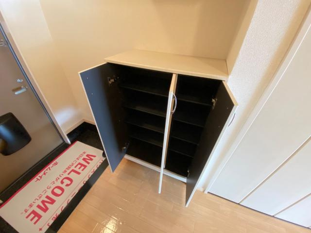 メイプル壱番館の収納|下駄箱