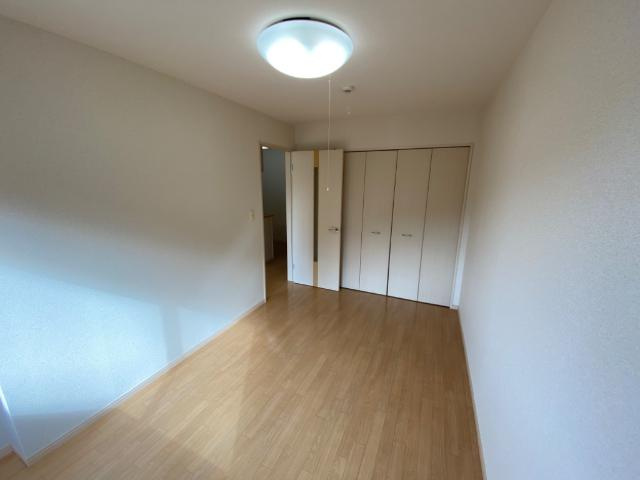 メイプル壱番館の内装|洋室