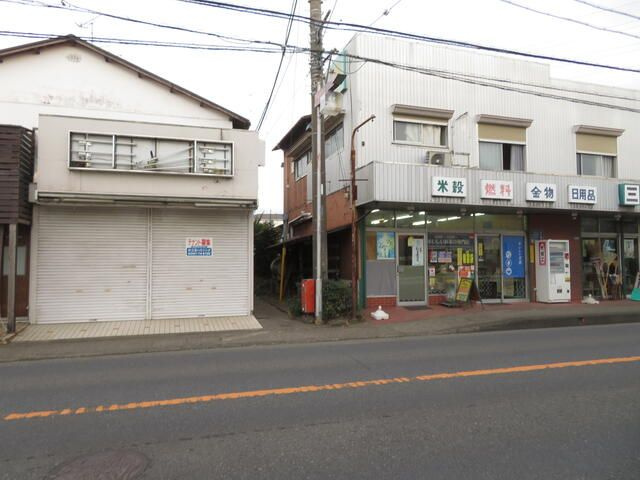 三留貸店舗・事務所の外観