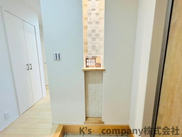 ●茅ヶ崎市室田1丁目　中古戸建の玄関|玄関周辺スペース◇
