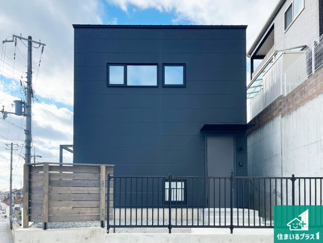 姫路市北新在家　新築一戸建ての外観|安心の10年保証！外観を美しく保ち、雨水で汚れを落とします！気になることがありましたら、お気軽にお問い合わせください！