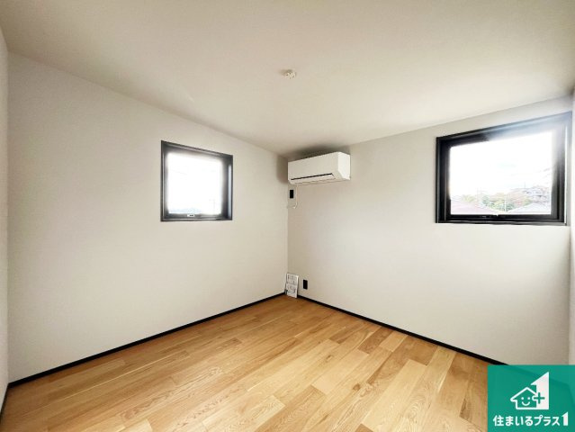 姫路市北新在家　新築一戸建ての洋室|シンプルな洋室は、自分好みのインテリアが楽しめます♪ご家族とインテリアや家具を選びに行くのは新築購入時の醍醐味の一つです。ぜひお楽しみください♪