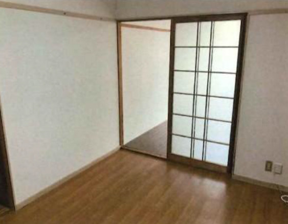 愛知県一宮市　一棟売マンションの洋室