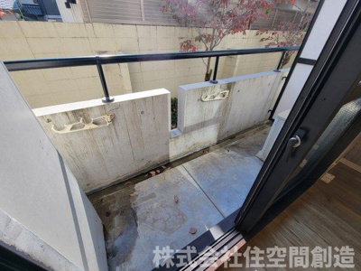 【バルコニー】 | クレール蛍池 | ※同タイプの写真となり、実際のお部屋とは異なる場合があります