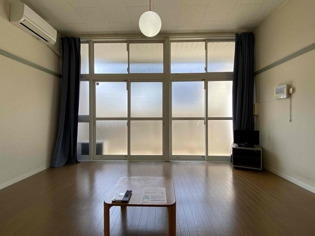 レオパレス丸山の居間・リビング|※同タイプ部屋の写真となります