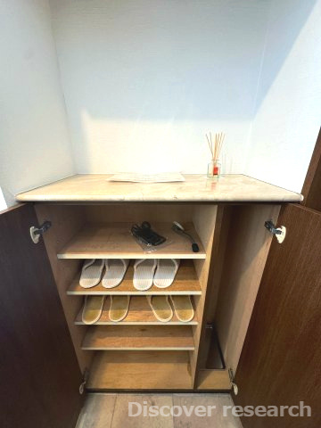 ライオンズガーデン相模原の収納|シューズボックス
シューズを取り出しやすいシューズボックスです。上部はカウンターになっているのでインテリアや鍵などを置いておくことが可能です。