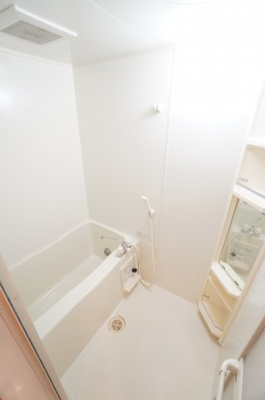 【浴室】 | フェリシタドゥジェーム | ※同物件・同タイプの写真です。