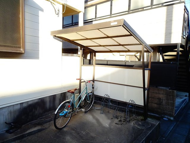 コーポ・パインウッドのエントランス