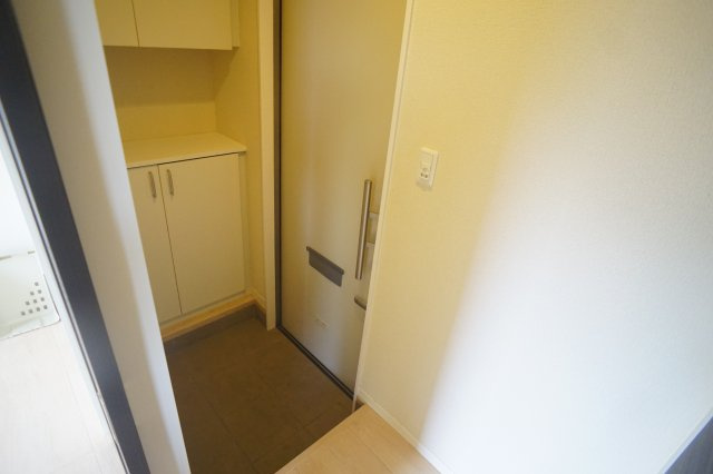 緑ヶ丘グリーンハイツの玄関