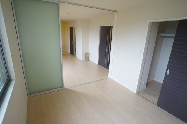 緑ヶ丘グリーンハイツの居間・リビング