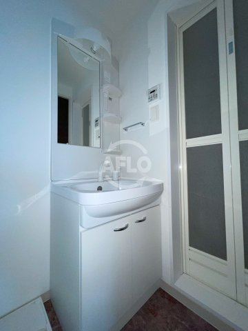 エルグランドの独立洗面台|エルグランド　洗面所