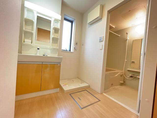 Lily Garden千城台（リリーガーデン千城台）の独立洗面台|洗髪洗面化粧台