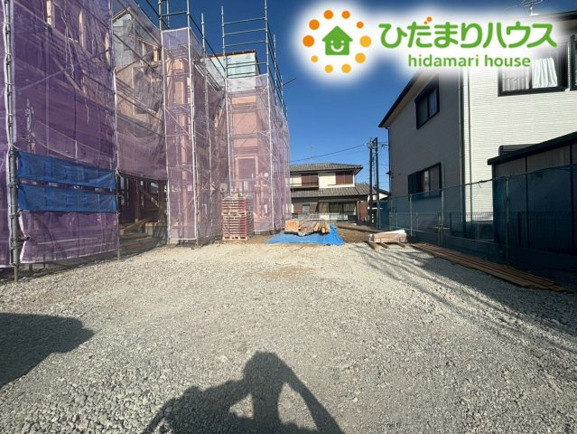 深谷市上野台　第24　新築一戸建て　リーブルガーデン　03の駐車場