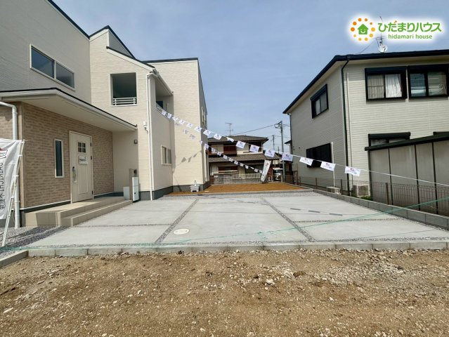 深谷市上野台　第24　新築一戸建て　リーブルガーデン　03の駐車場