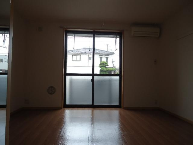 ティアラの居間・リビング|リビング