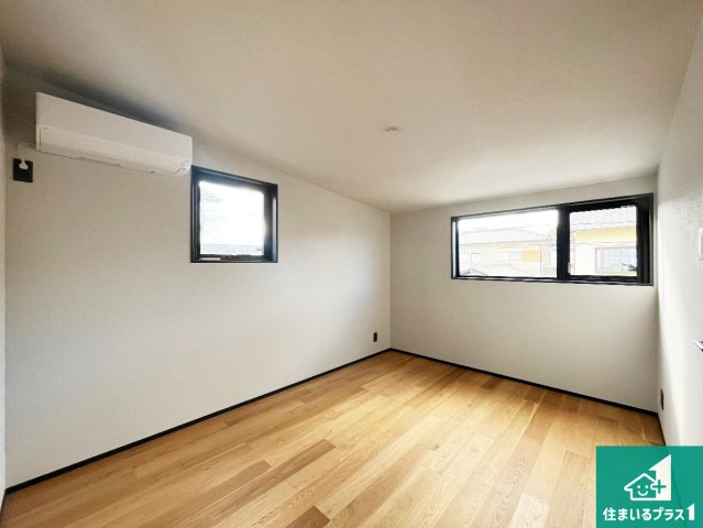 揖保郡太子町鵤　新築一戸建ての洋室|シンプルな洋室は、自分好みのインテリアが楽しめます♪ご家族とインテリアや家具を選びに行くのは新築購入時の醍醐味の一つです。ぜひお楽しみください♪