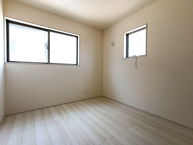 三郷市　早稲田5丁目　新築戸建　全2棟の洋室|洋室です