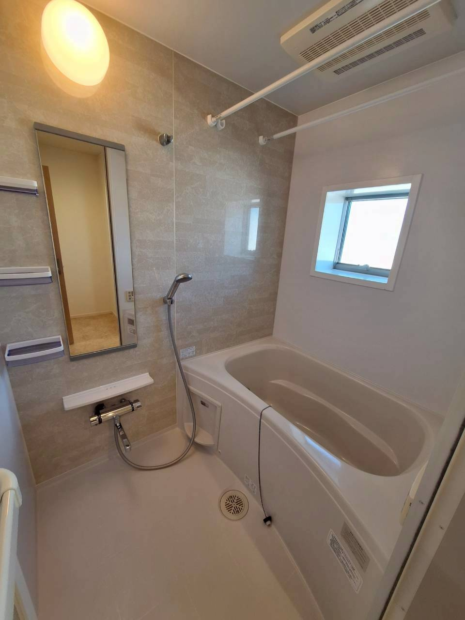 メゾンテラス逗子の内装|ペット専用スペース　上部には消臭機能