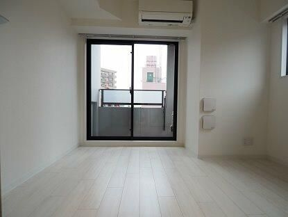 レジディア国立の居間・リビング