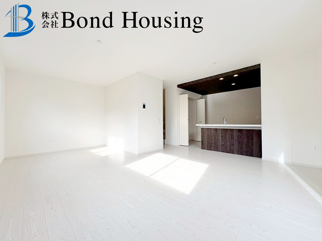 JR西明石駅徒歩約19分・周辺環境充実　藤江　限定1棟の居間・リビング