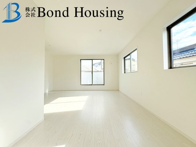 JR西明石駅徒歩約19分・周辺環境充実　藤江　限定1棟の居間・リビング