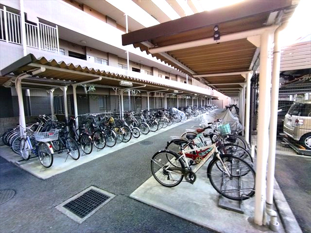 【駐輪場】の画像