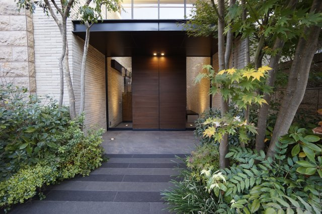 【エントランス】 | グランドメゾン代沢