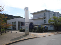 市立中央図書館まで200ｍ