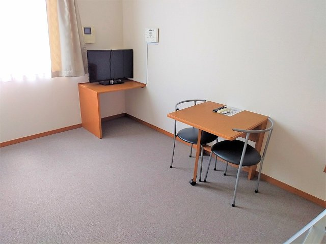 ゆったり過ごせる居間です