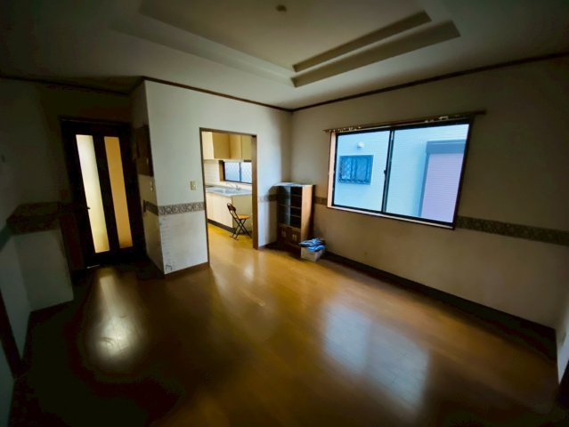 勢田　中古戸建の居間・リビング