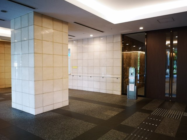 【エントランス】