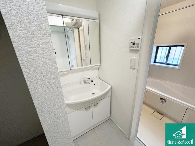 伊丹市東野　新築一戸建ての外観|現在建築中！落ち着いた街並みで新生活を始めることが出来そう！周辺の物件も併せてご紹介させて頂きます！