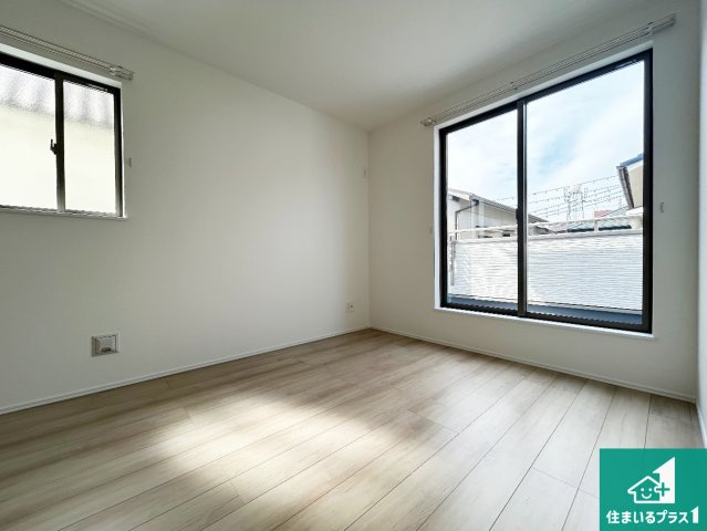 伊丹市東野　新築一戸建ての外観|現在の進捗状況です！順調に作業進行中、完成が待ち遠しいです！詳細の間取り等、お気軽にお問い合わせください！