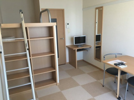 ゆったり過ごせるリビングです