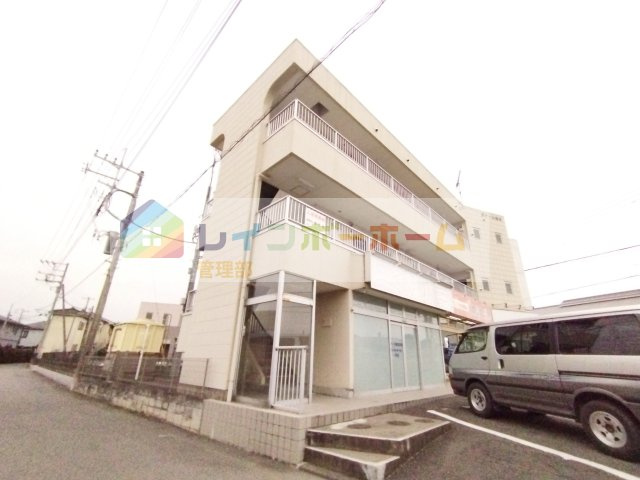 落ち着いた雰囲気の外観です