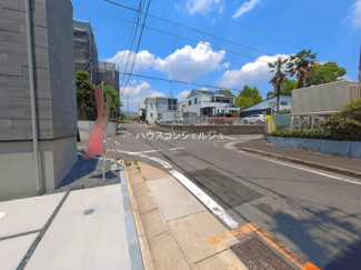 【前面道路含む現地写真】 | 名古屋市緑区黒沢台１丁目1905【仲介手数料無料】新築一戸建て　1号棟