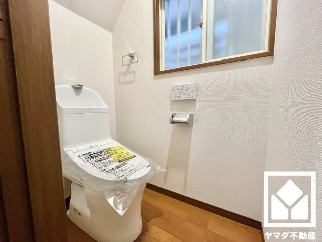 宇治市広野町寺山のトイレ|明るく清潔感溢れるトイレです。